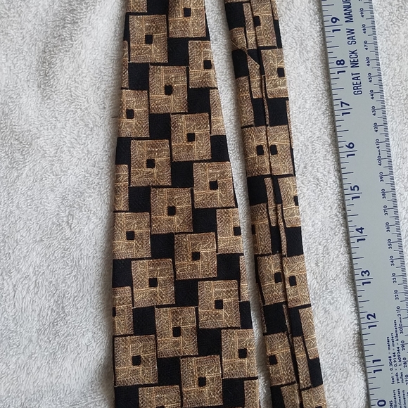 Colours by Alexander Julian Necktie / Suit Tie Black, Brown, Tan Square Pattern - Picture 5 of 14
